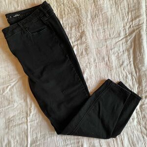 Black Skinny Jeans